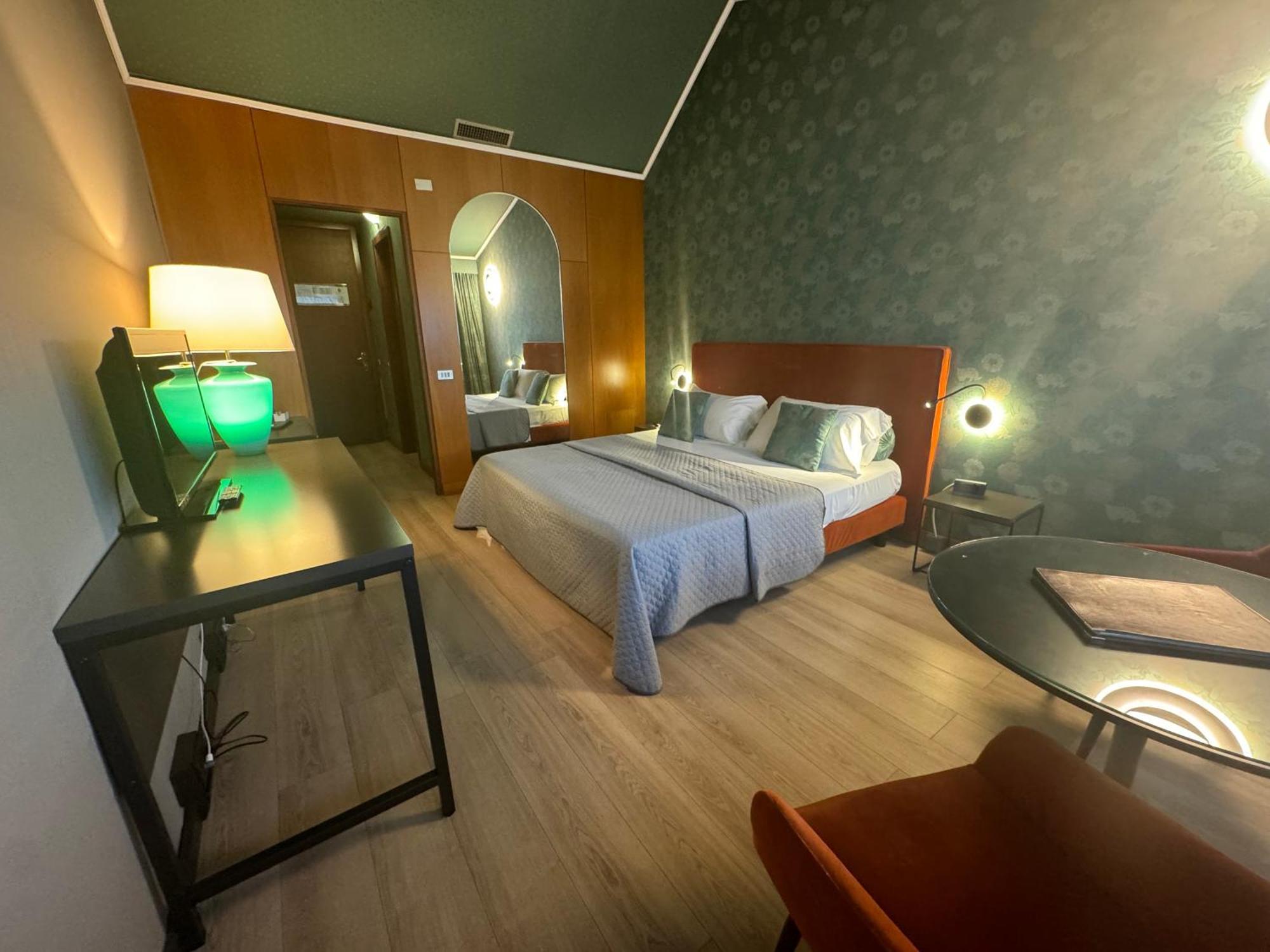 Hotel Motel Visconteo Binasco Exterior photo